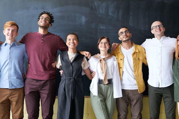 How to Build a Positive Company Culture